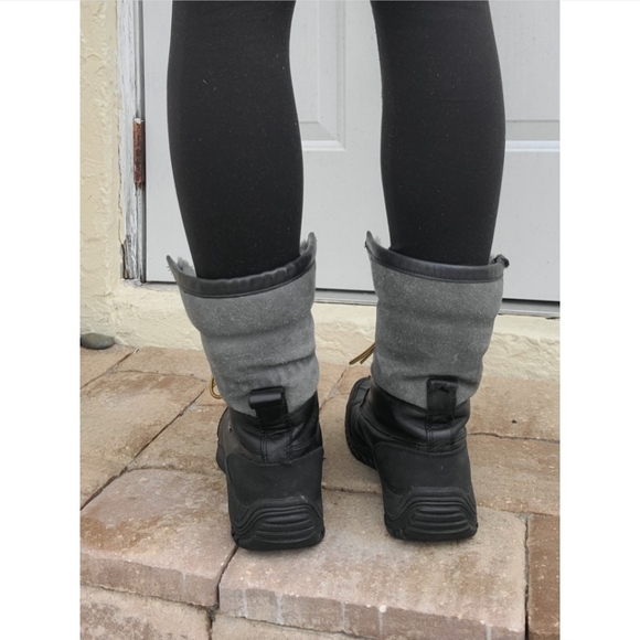 Ugg Adirondack waterproof boots - Picture 4 of 15